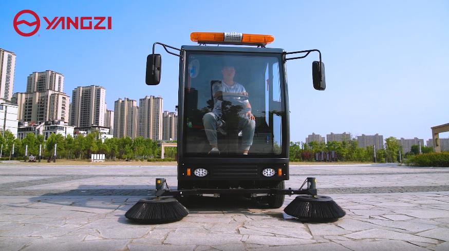 電動(dòng)清掃車(chē)取代人工清掃的原因